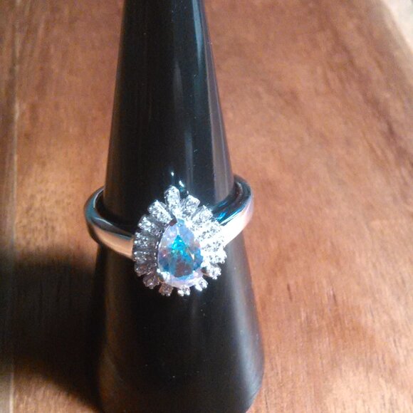 Mercury Mystic Topaz and White Zircon Sterling Silver Snowflake Ring (Size 7) - Picture 5 of 16